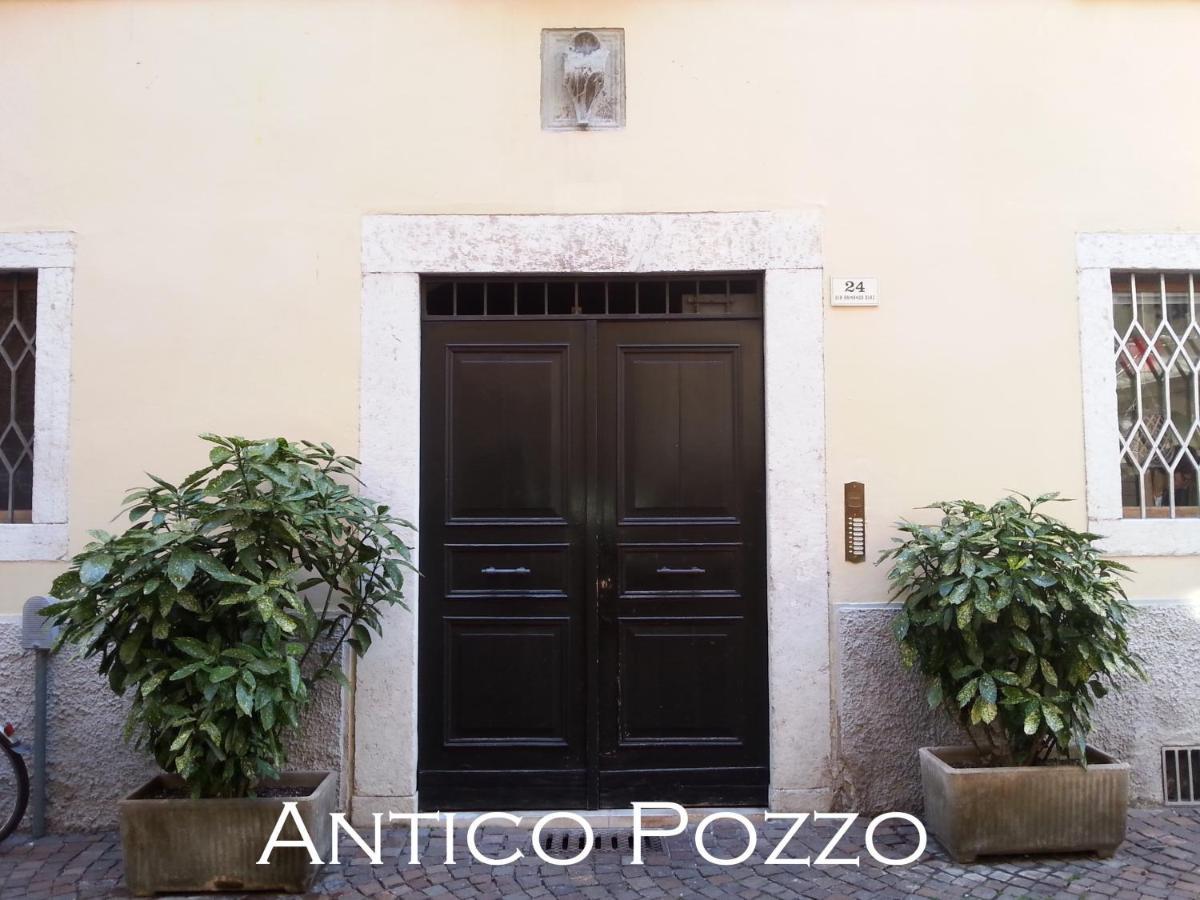 Appartamento Antico Pozzo Riva del Garda Bagian luar foto